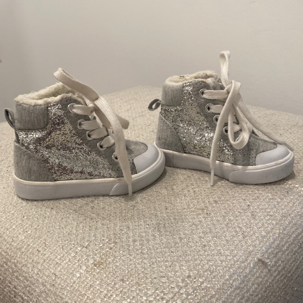 Gymboree toddler girls high top sequin sneaker